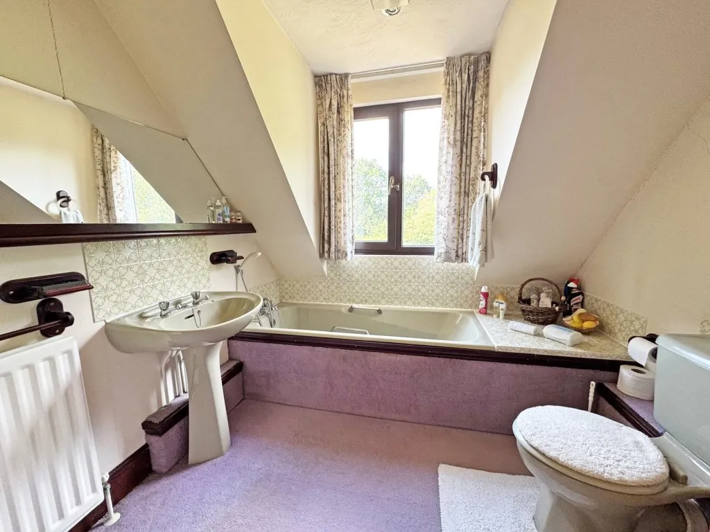 Sarisbury Green, Southampton, photo 23