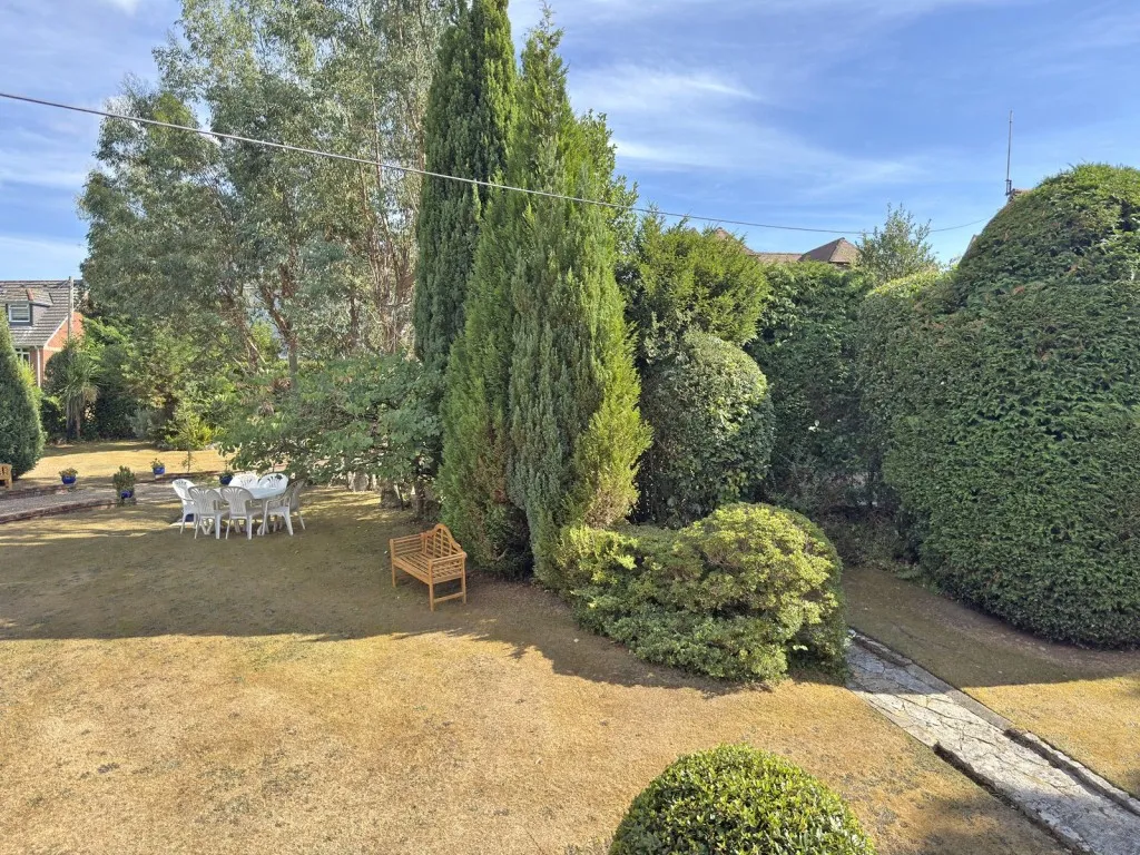 Sarisbury Green, Southampton, photo 33