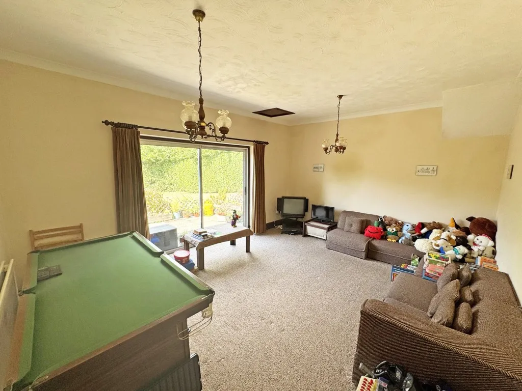 Sarisbury Green, Southampton, photo 10