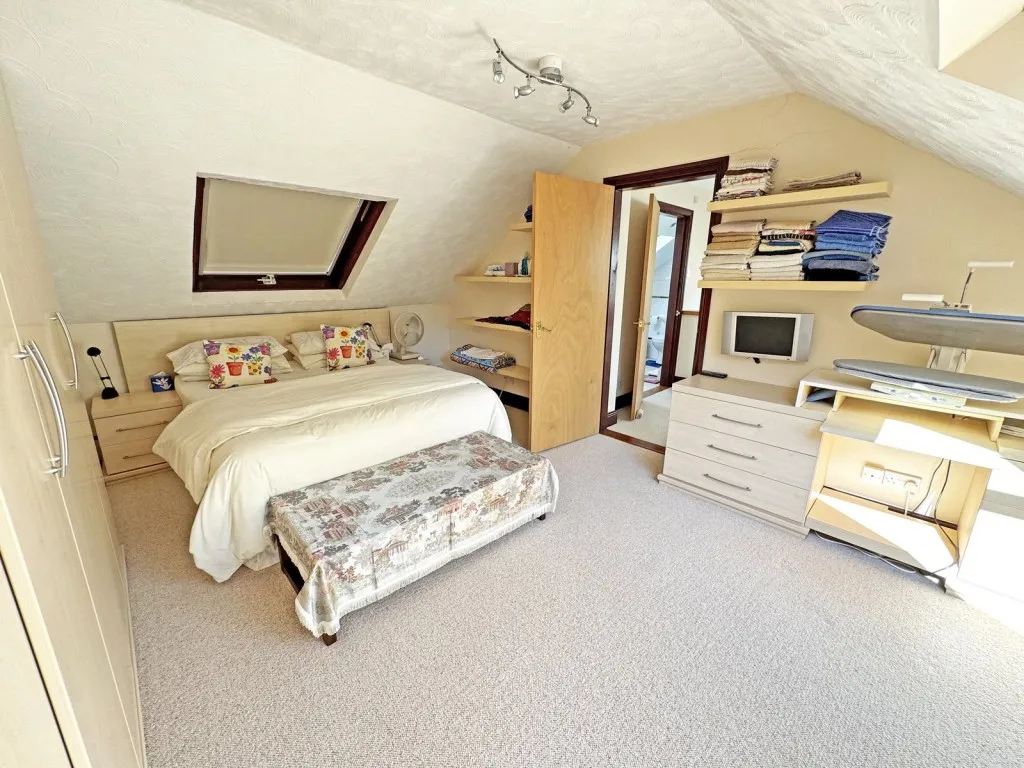 Sarisbury Green, Southampton, photo 19