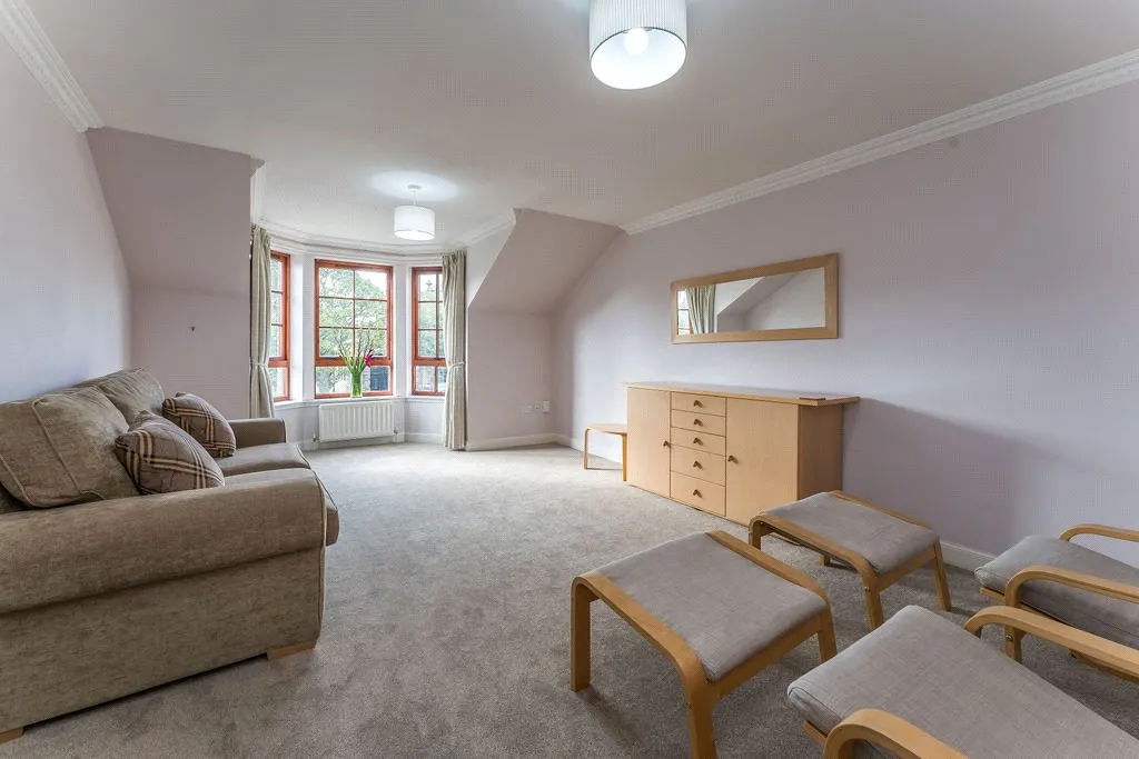 2 bed flat to rent, Orchard Brae Avenue, Edinburgh, EH4