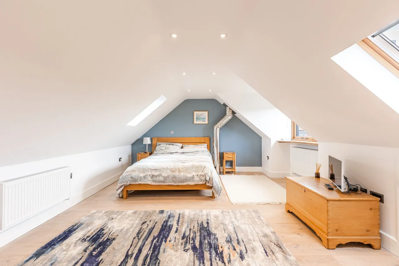 Contemporary Coastal Living with Stun, photo 12