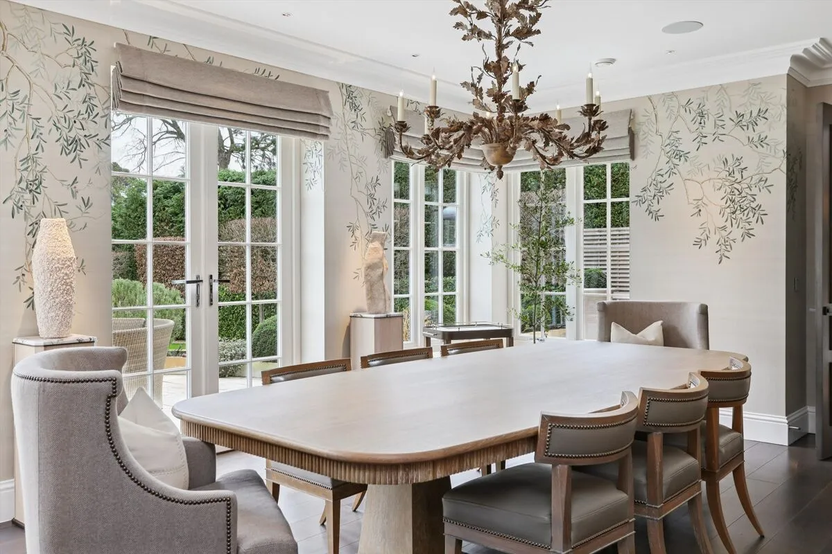 Esher Park Avenue, Esher, KT10, photo 10