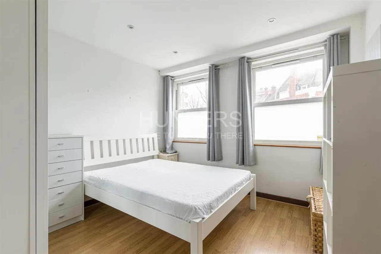 Boleyn Road, London, N16, photo 3