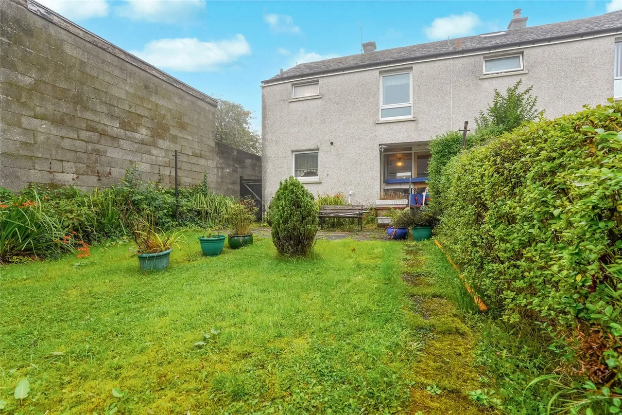 Kyle Road, Cumbernauld, Glasgow, North Lanarkshire, G67, photo 2