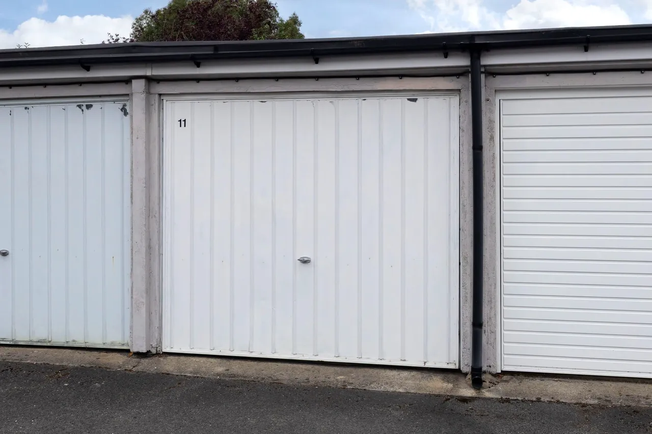 Evesham Road, Cheltenham, GL52, photo 11