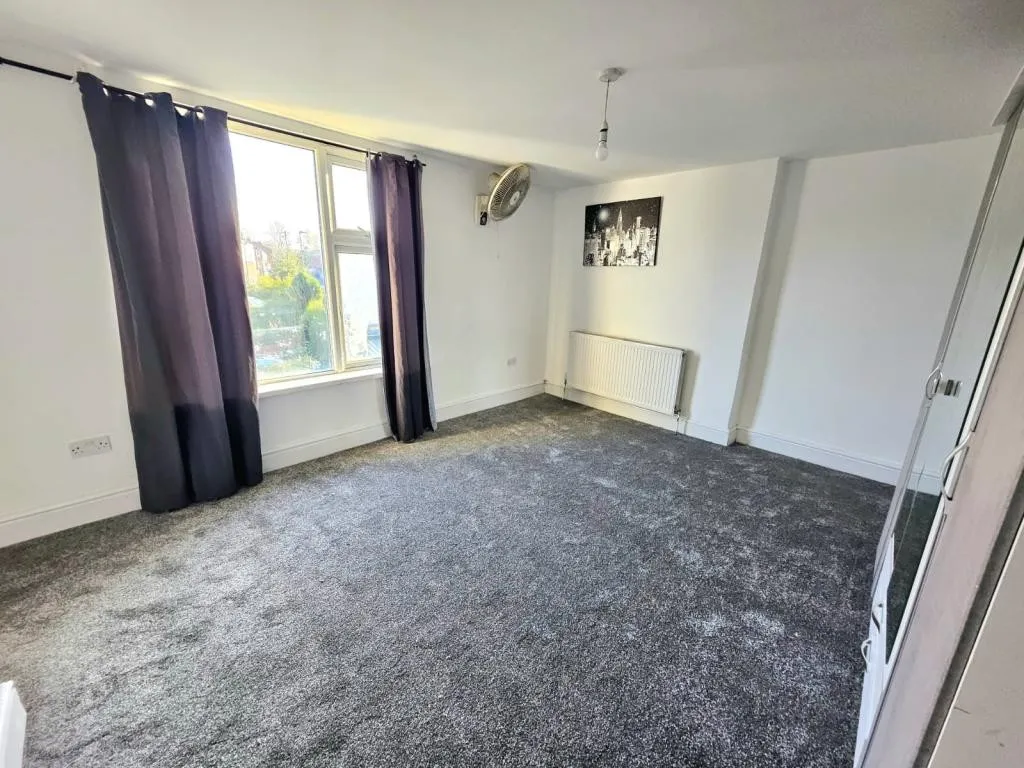 Broom Lane, Levenshulme, M19, photo 6