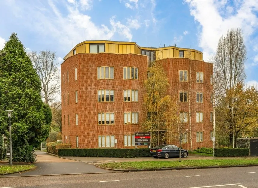 2 bed flat for sale — Aylmer Road, London, N2