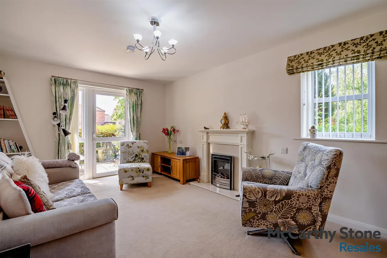 Charles Briggs Avenue, Howden, DN14, photo 5