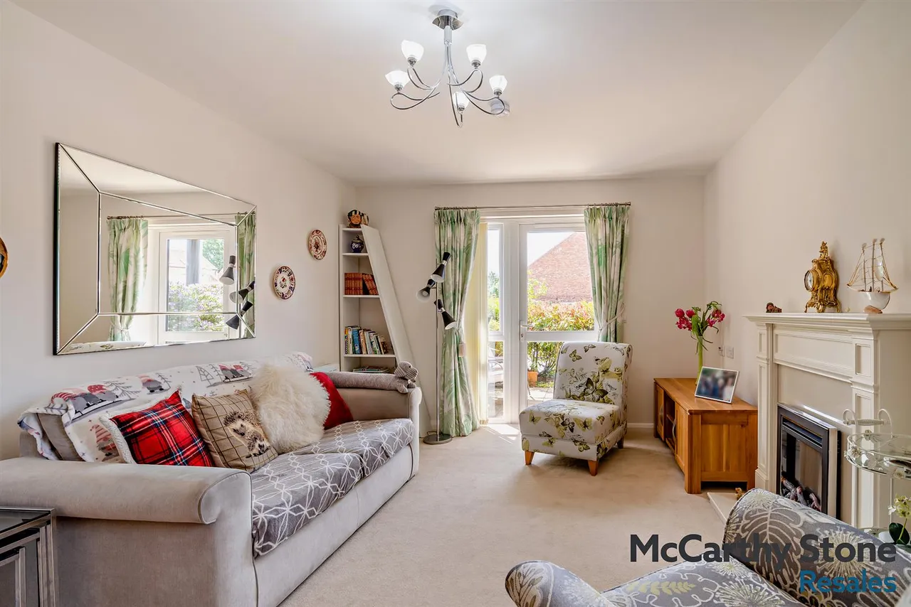 Charles Briggs Avenue, Howden, DN14, photo 3