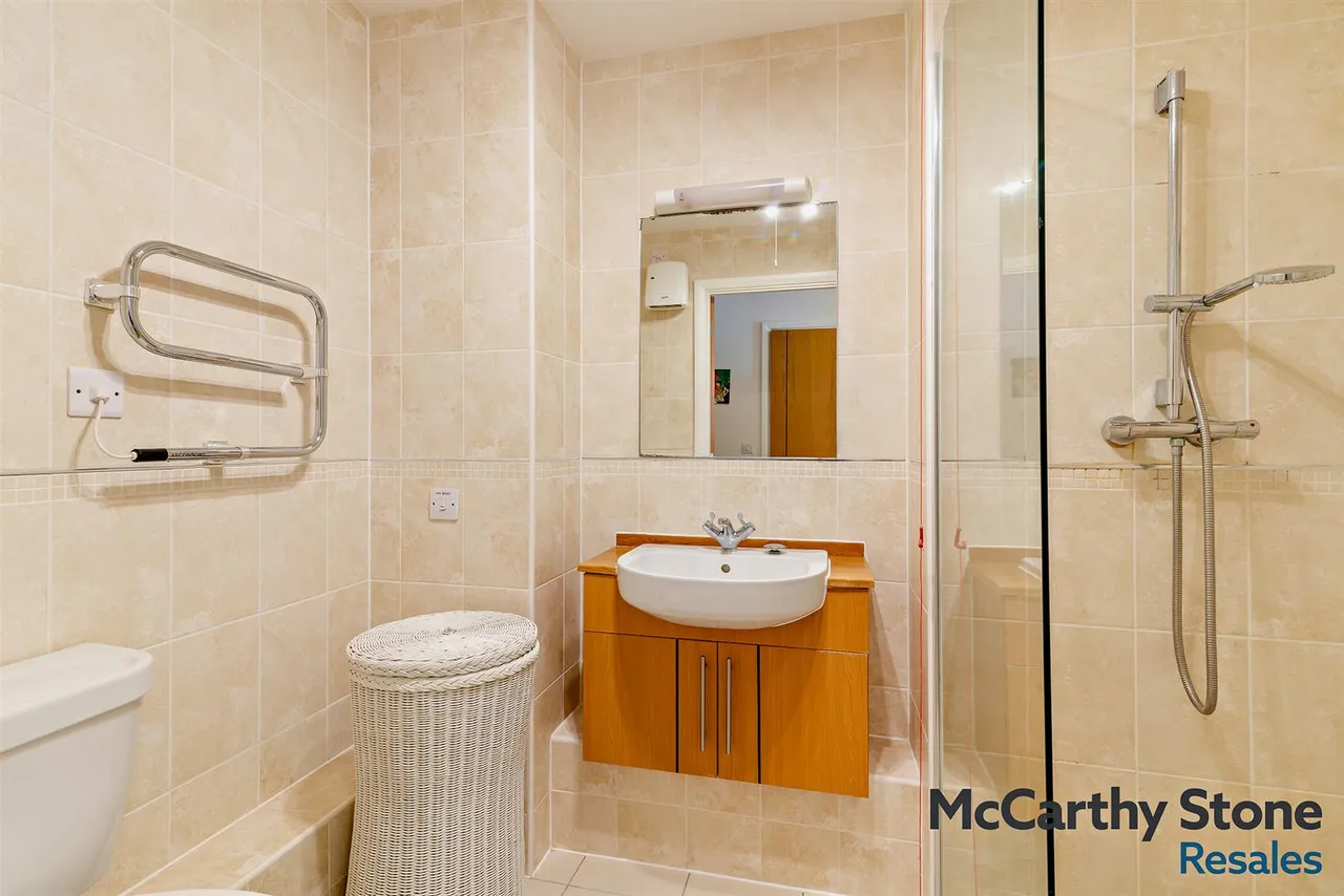 Charles Briggs Avenue, Howden, DN14, photo 10