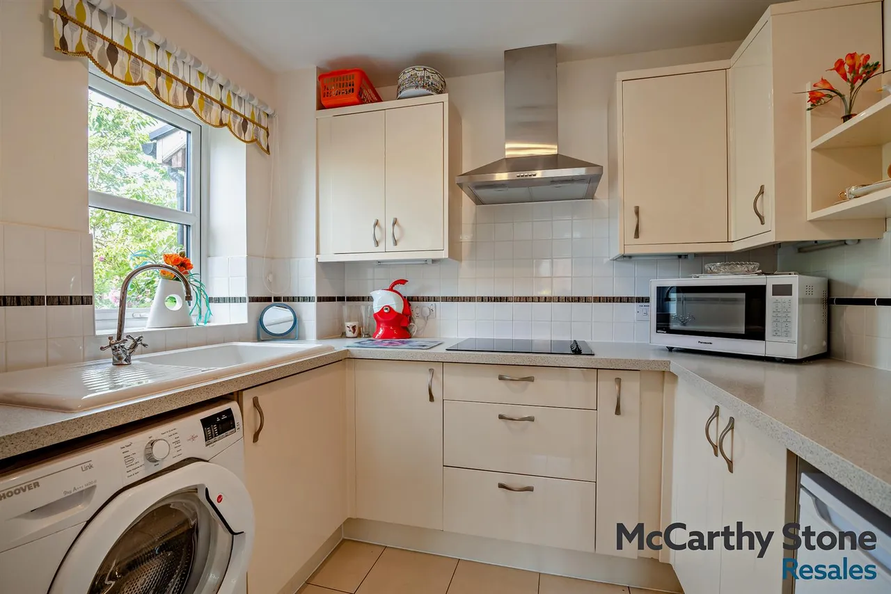 Charles Briggs Avenue, Howden, DN14, photo 6