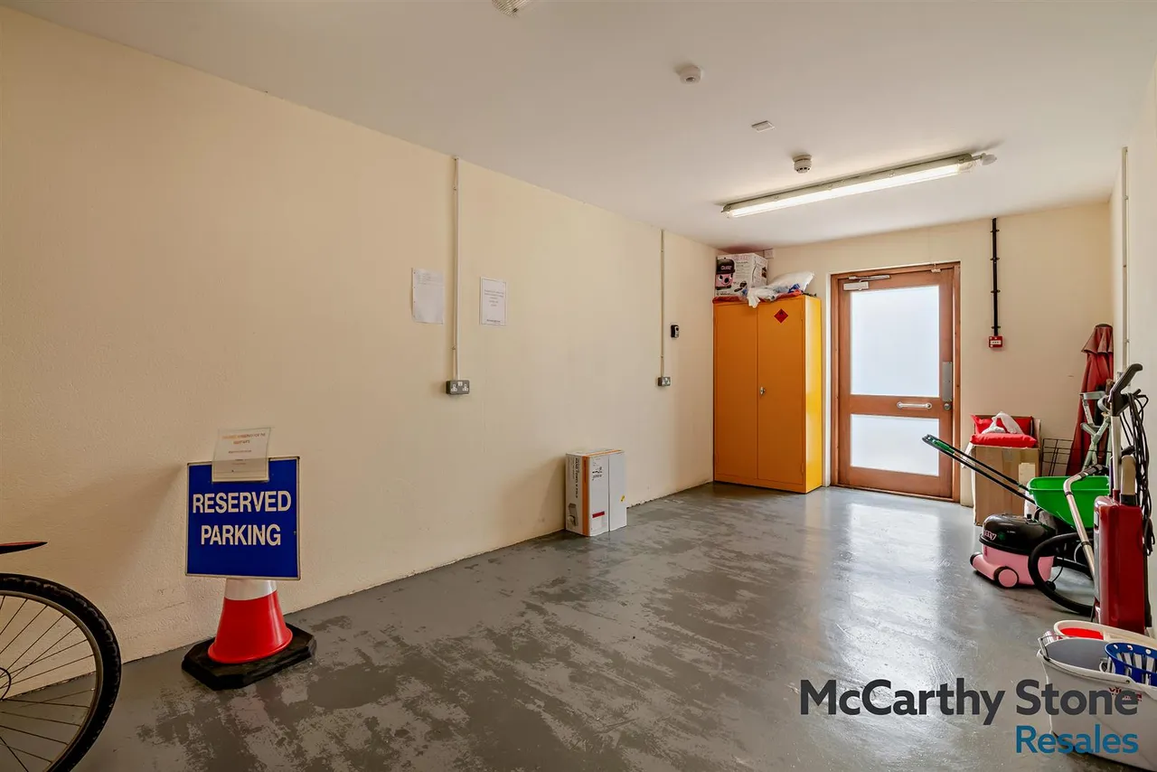 Charles Briggs Avenue, Howden, DN14, photo 18