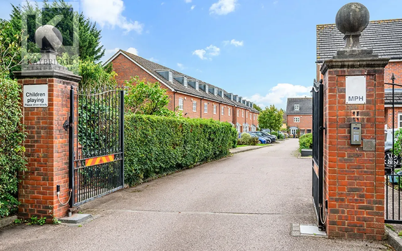 Ruxley Lane, Epsom, KT19, photo 19