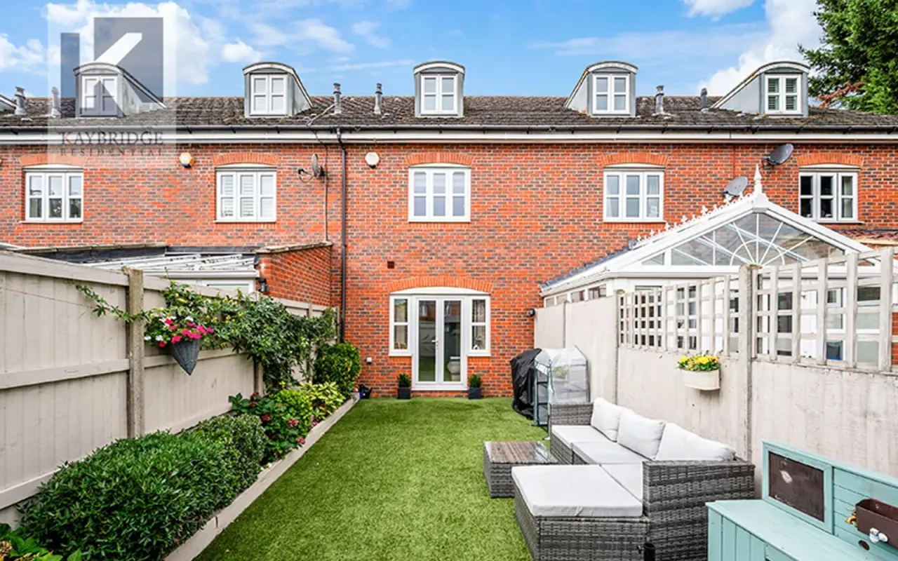 Ruxley Lane, Epsom, KT19, photo 11