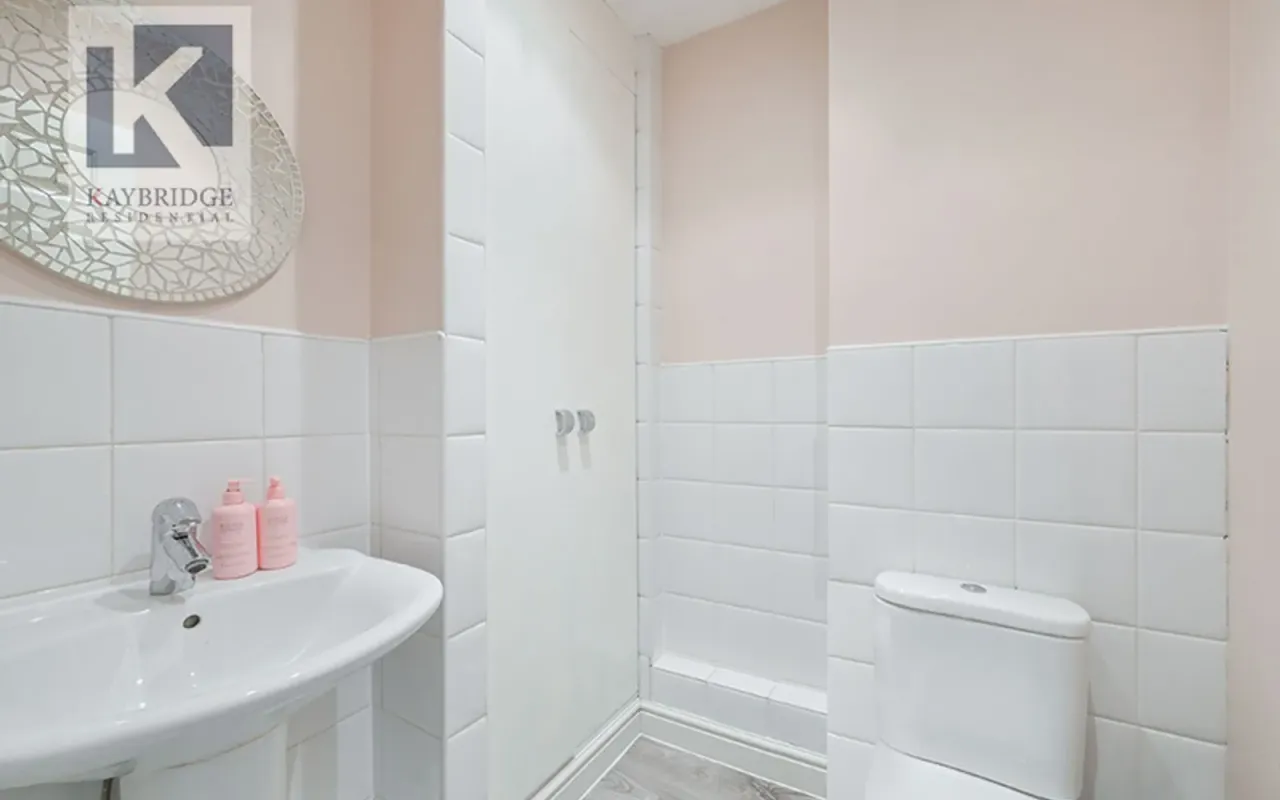 Ruxley Lane, Epsom, KT19, photo 18