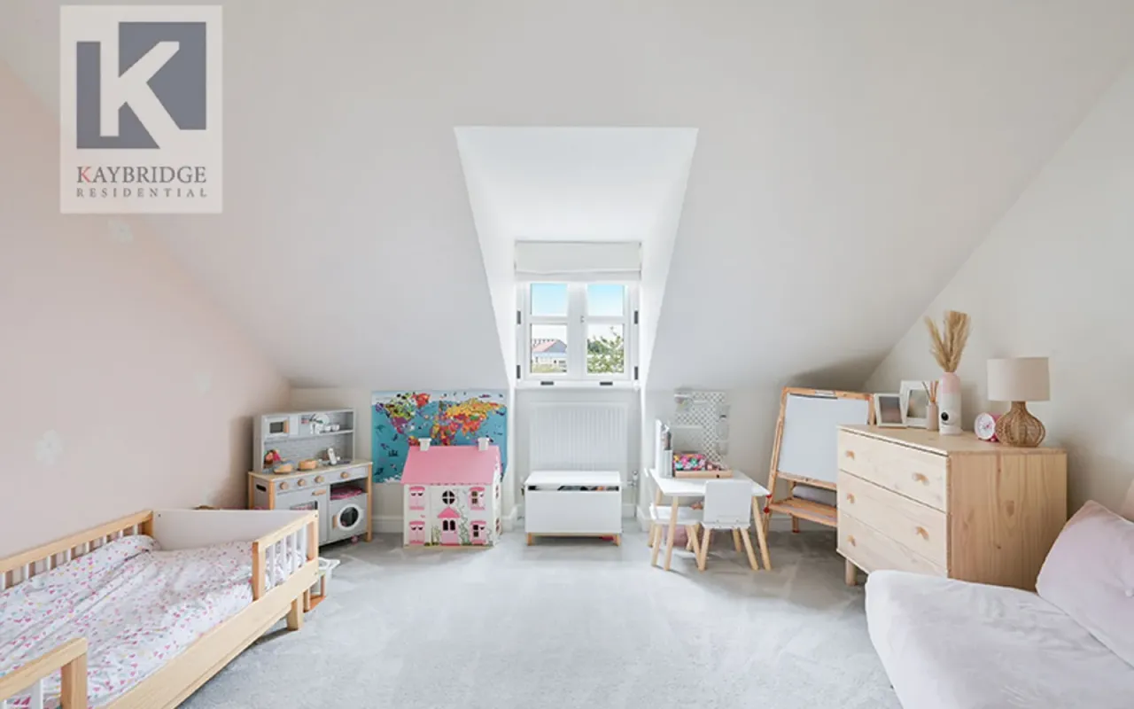 Ruxley Lane, Epsom, KT19, photo 16
