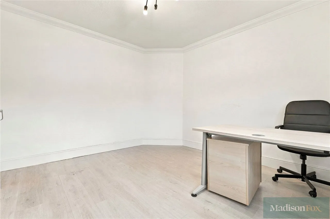 Great Cambridge Road, Cheshunt, EN8, photo 17