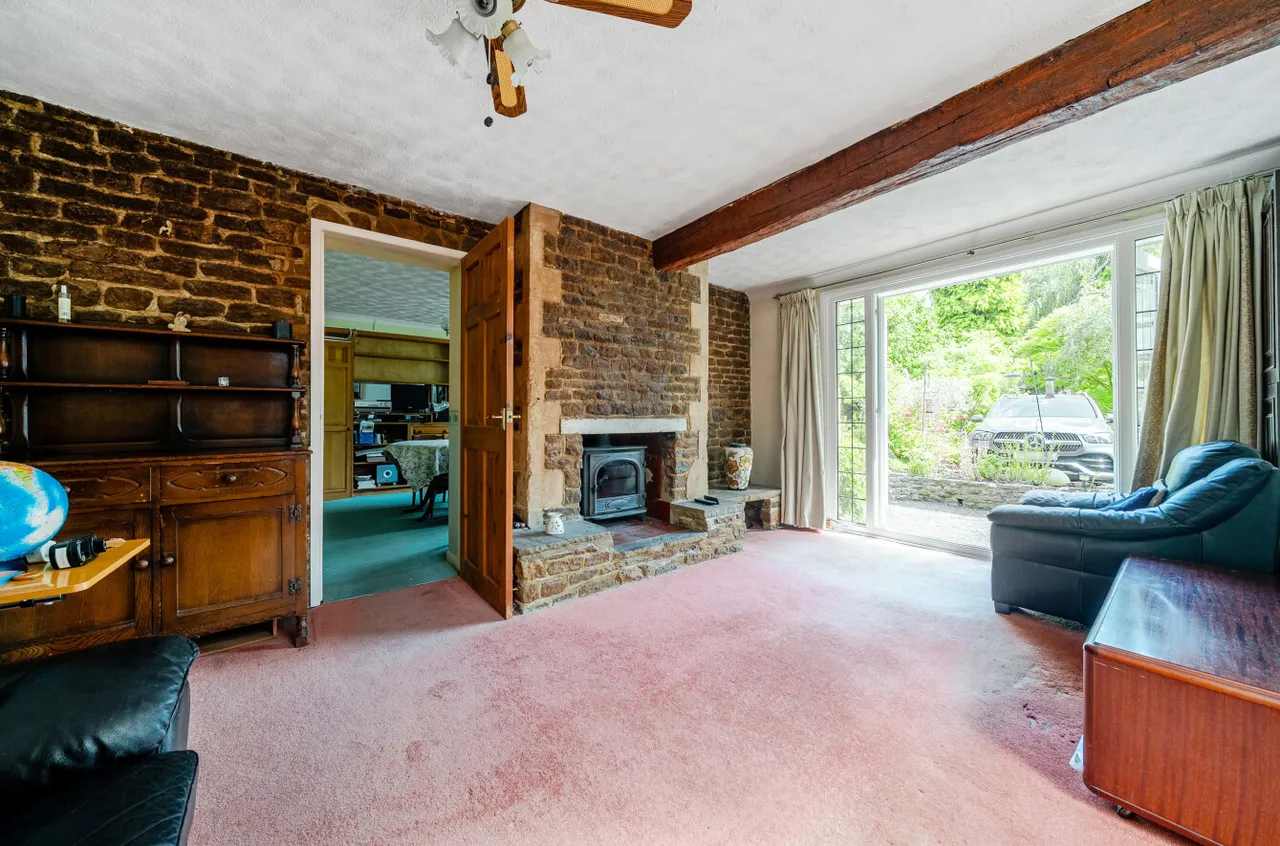 Church Lane, Witley, GU8, photo 2