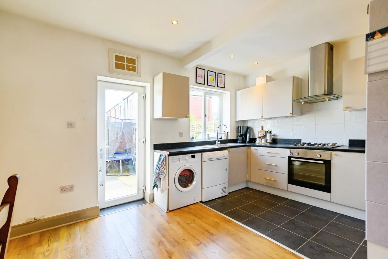 Harvey Street, Bury, BL8, photo 15