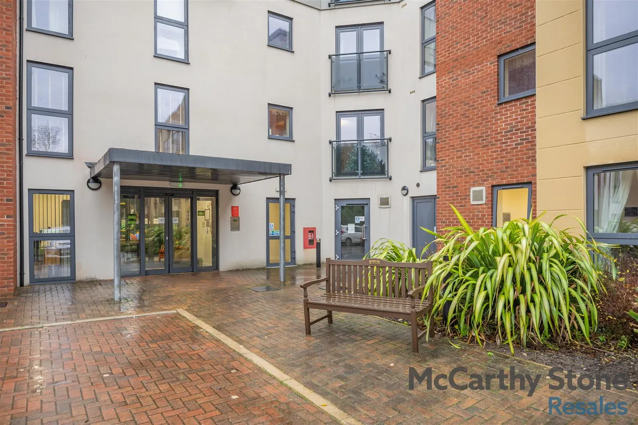 Wood Road, Wolverhampton, WV6, photo 12