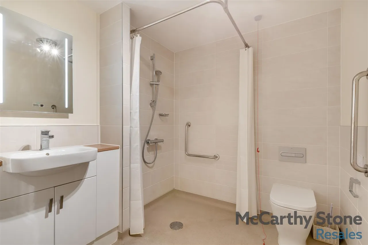 Wood Road, Wolverhampton, WV6, photo 19