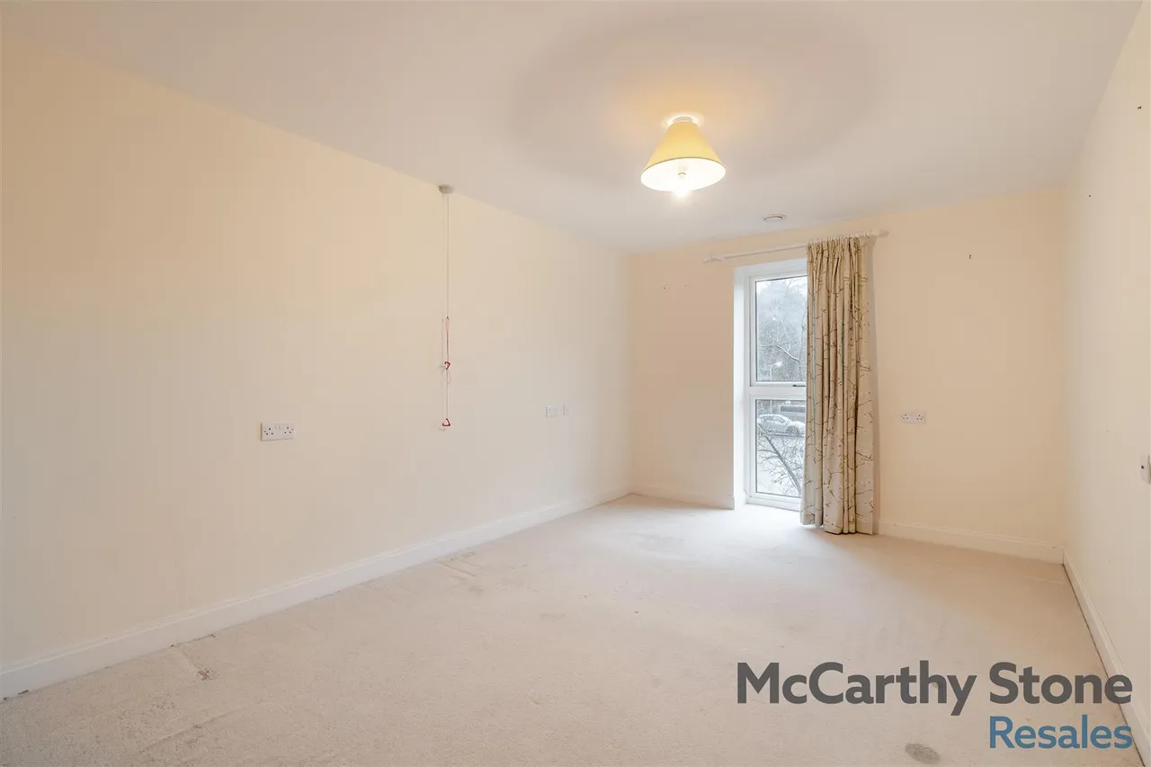 Wood Road, Wolverhampton, WV6, photo 13
