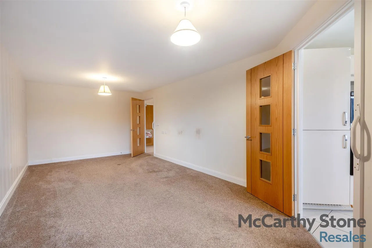 Wood Road, Wolverhampton, WV6, photo 8