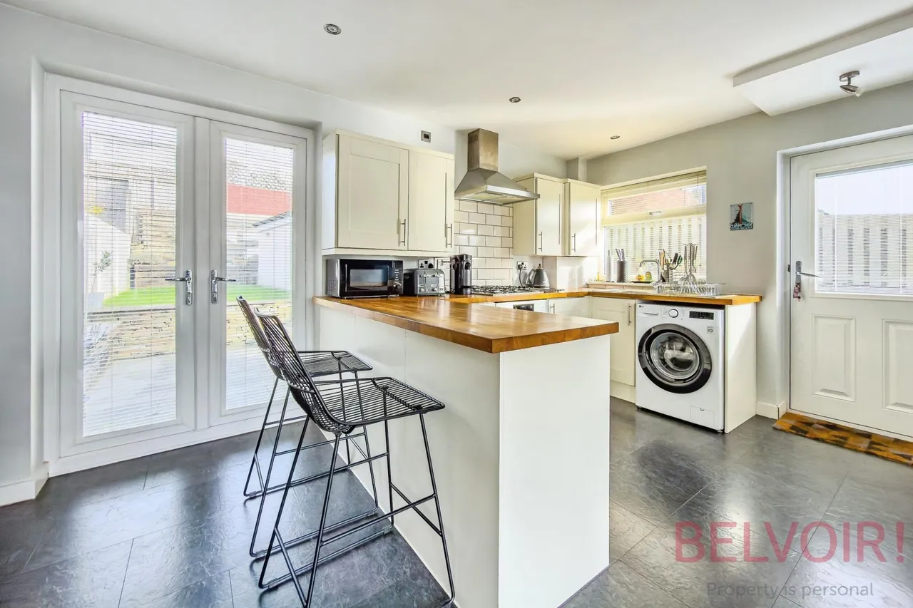 Harthill, Leeds, LS27, photo 2