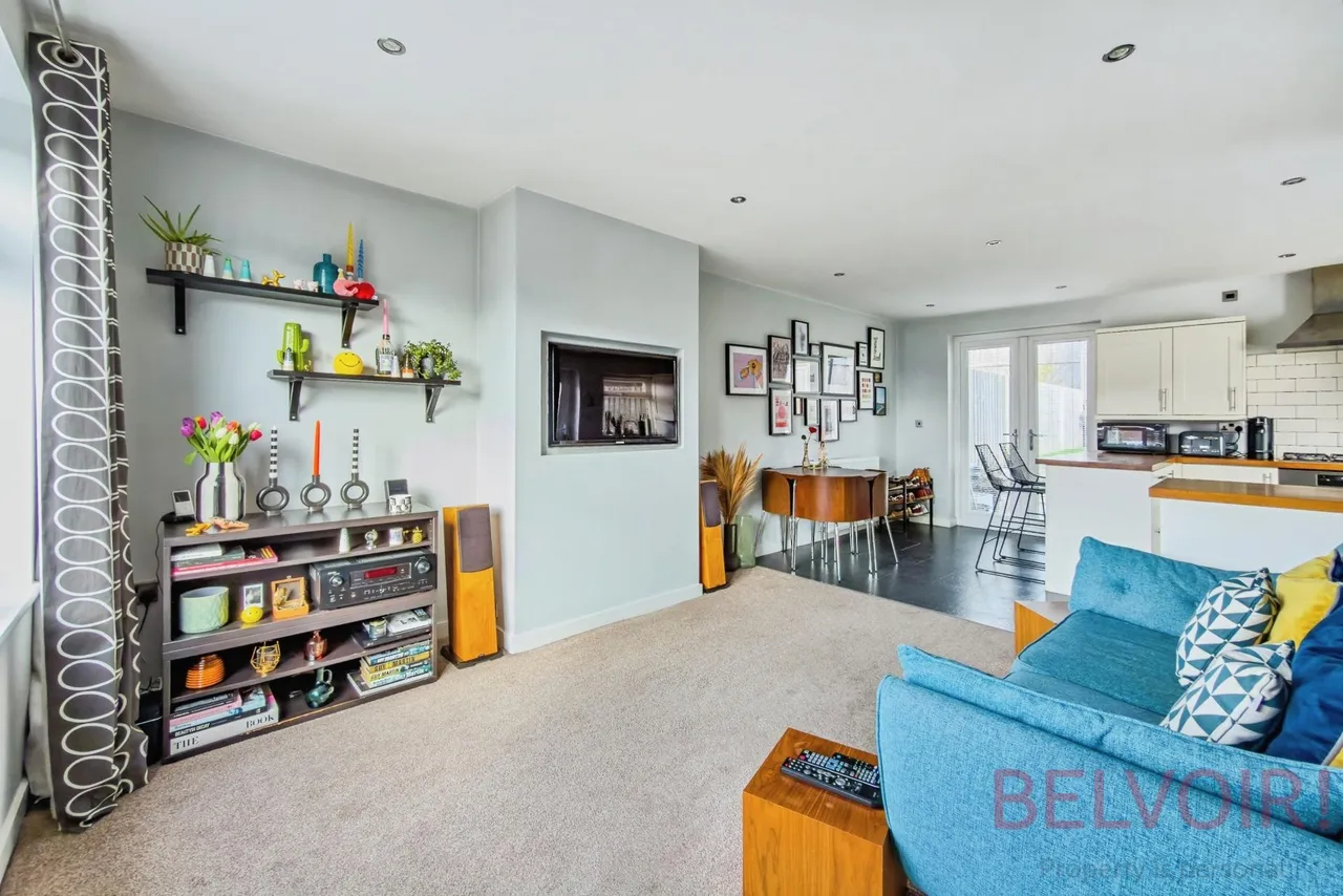 Harthill, Leeds, LS27, photo 10