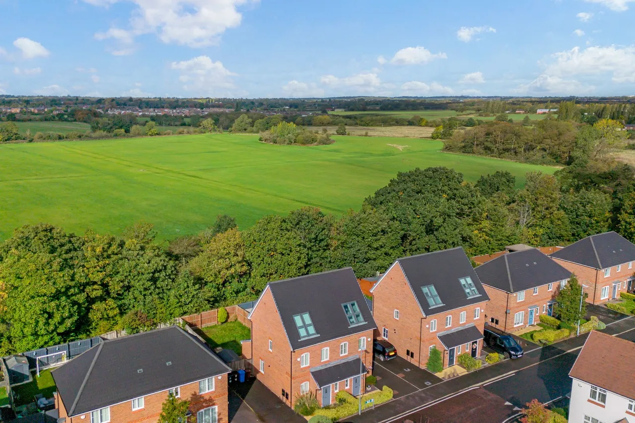 Ditton Drive, Halewood, L26, photo 28
