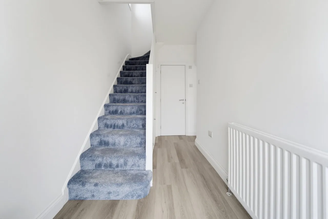 Rosebery Road, Hounslow, TW3, photo 3