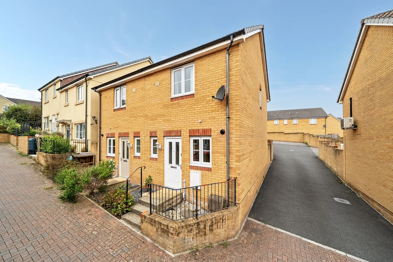 2 bed property for sale, Meadow Rise, Newton Abbot, TQ12