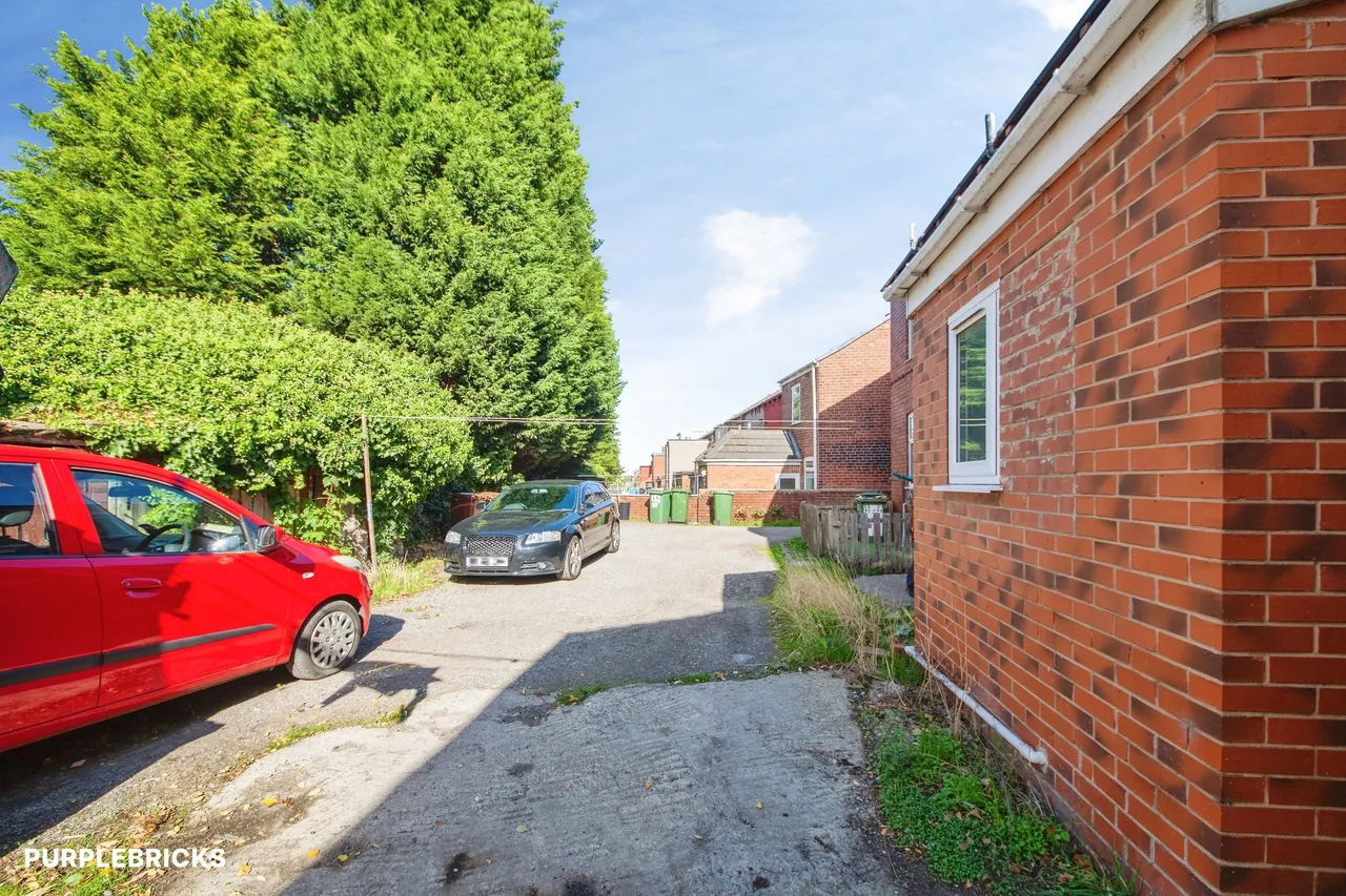 Weeland Road, Sharlston Common, WF4, photo 15