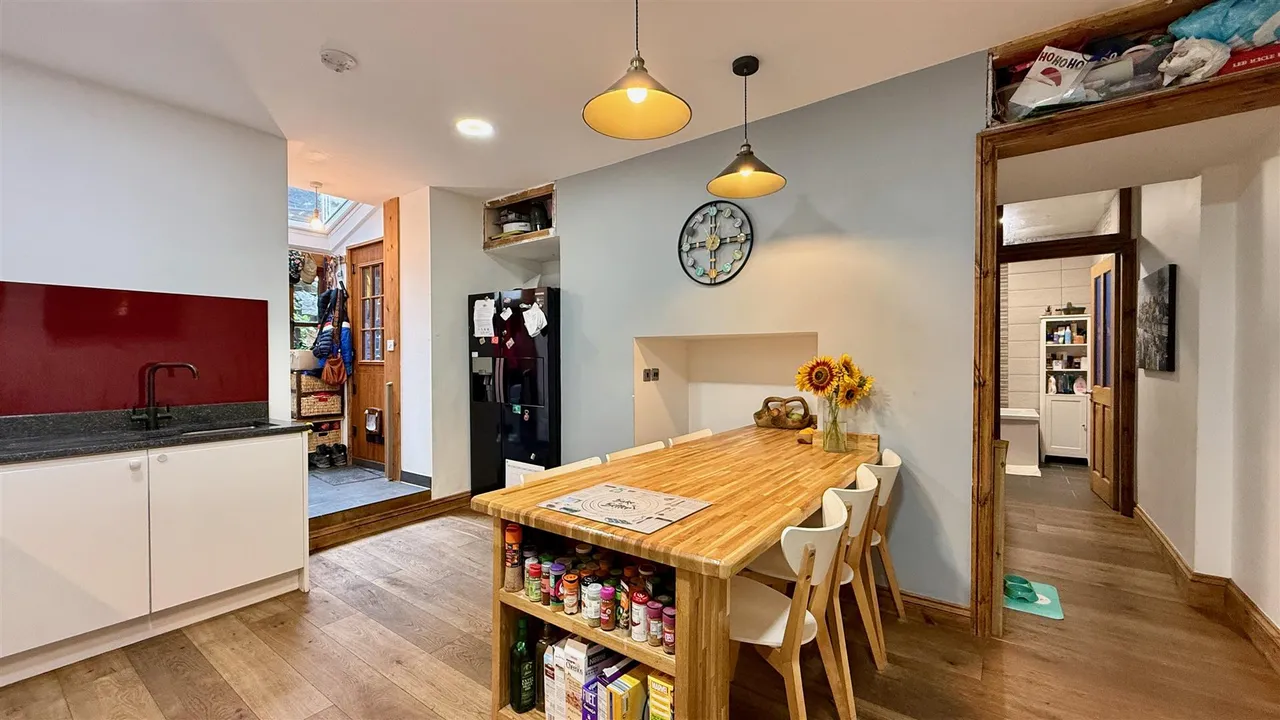 Victoria Place, Barmouth, LL42, photo 10