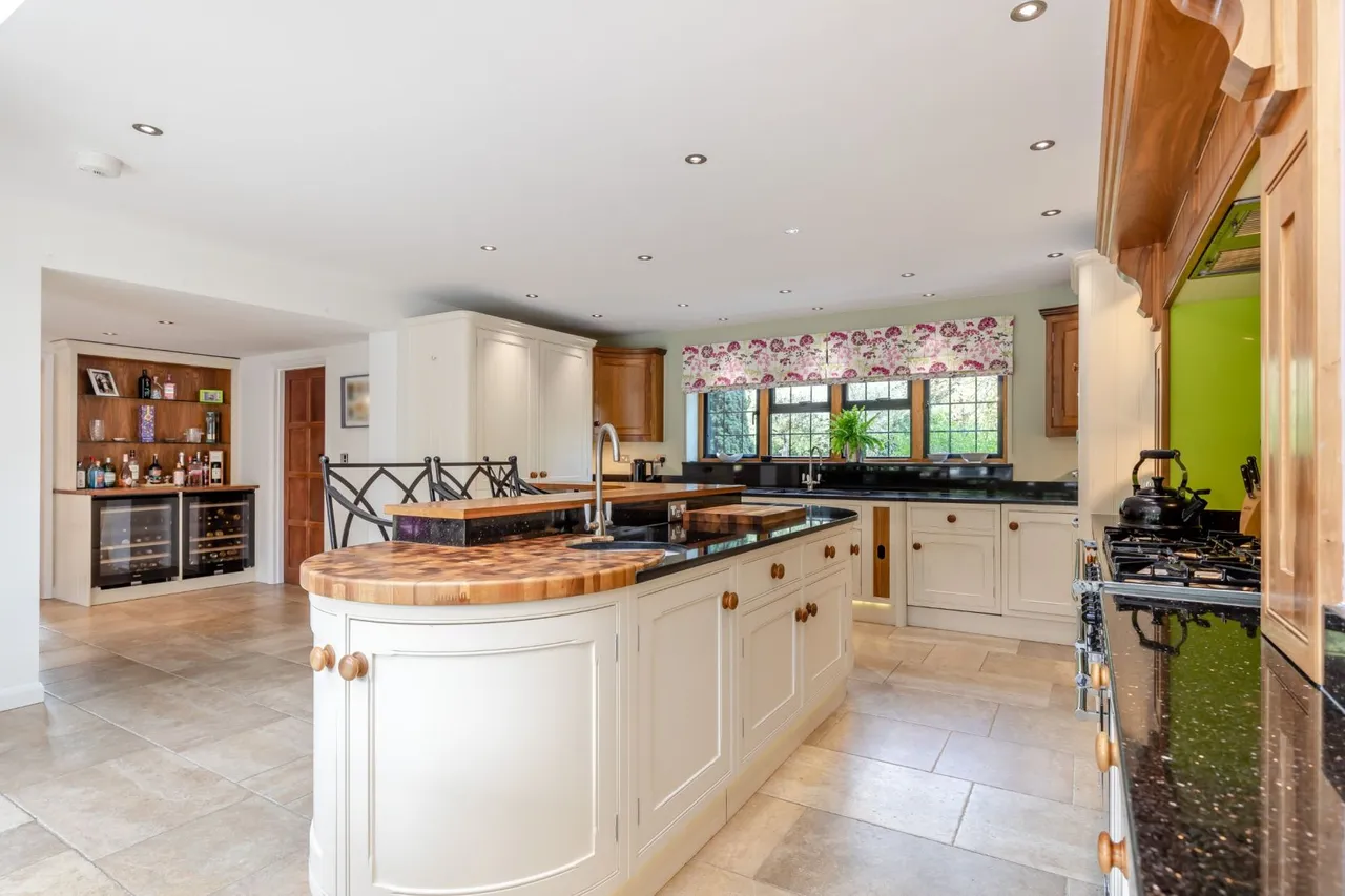 Links Lane, Rowlands Castle, PO9, photo 8