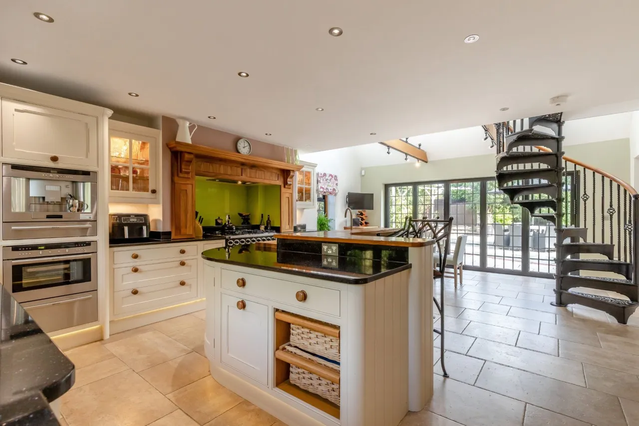 Links Lane, Rowlands Castle, PO9, photo 6