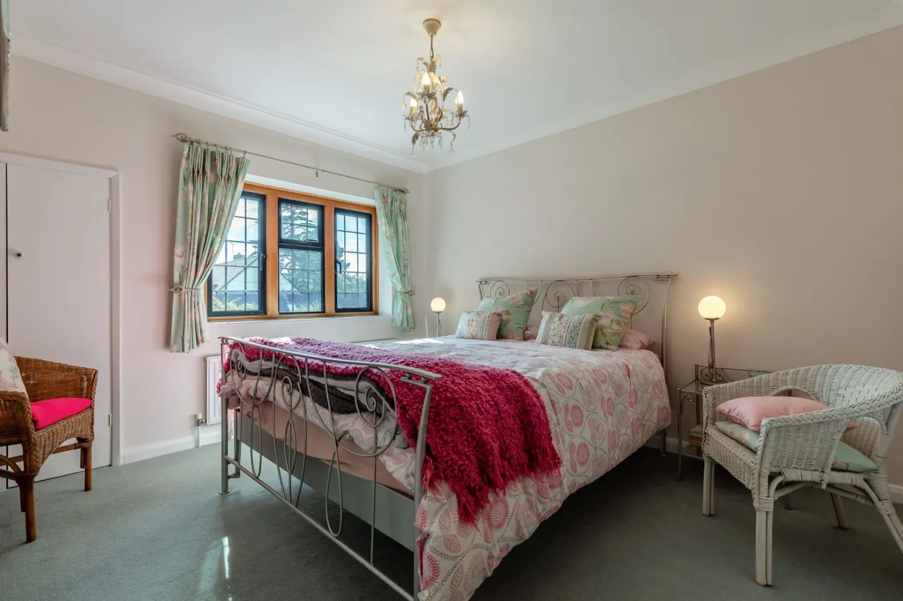 Links Lane, Rowlands Castle, PO9, photo 16