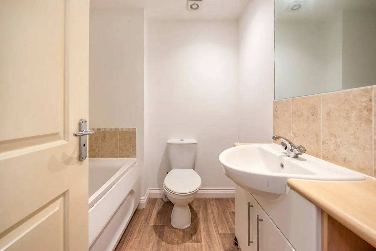 Goldcrest Way, Four Marks, GU34, photo 17