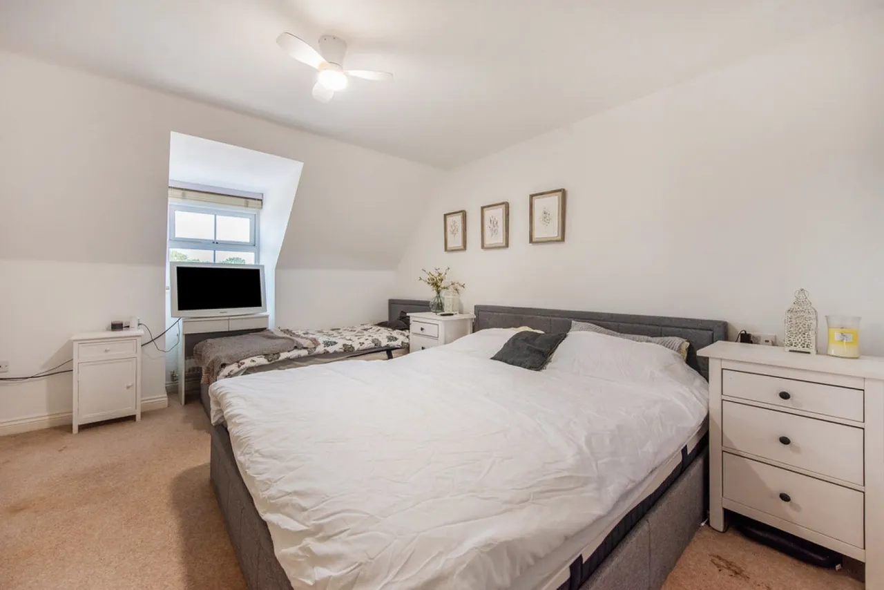 Goldcrest Way, Four Marks, GU34, photo 10