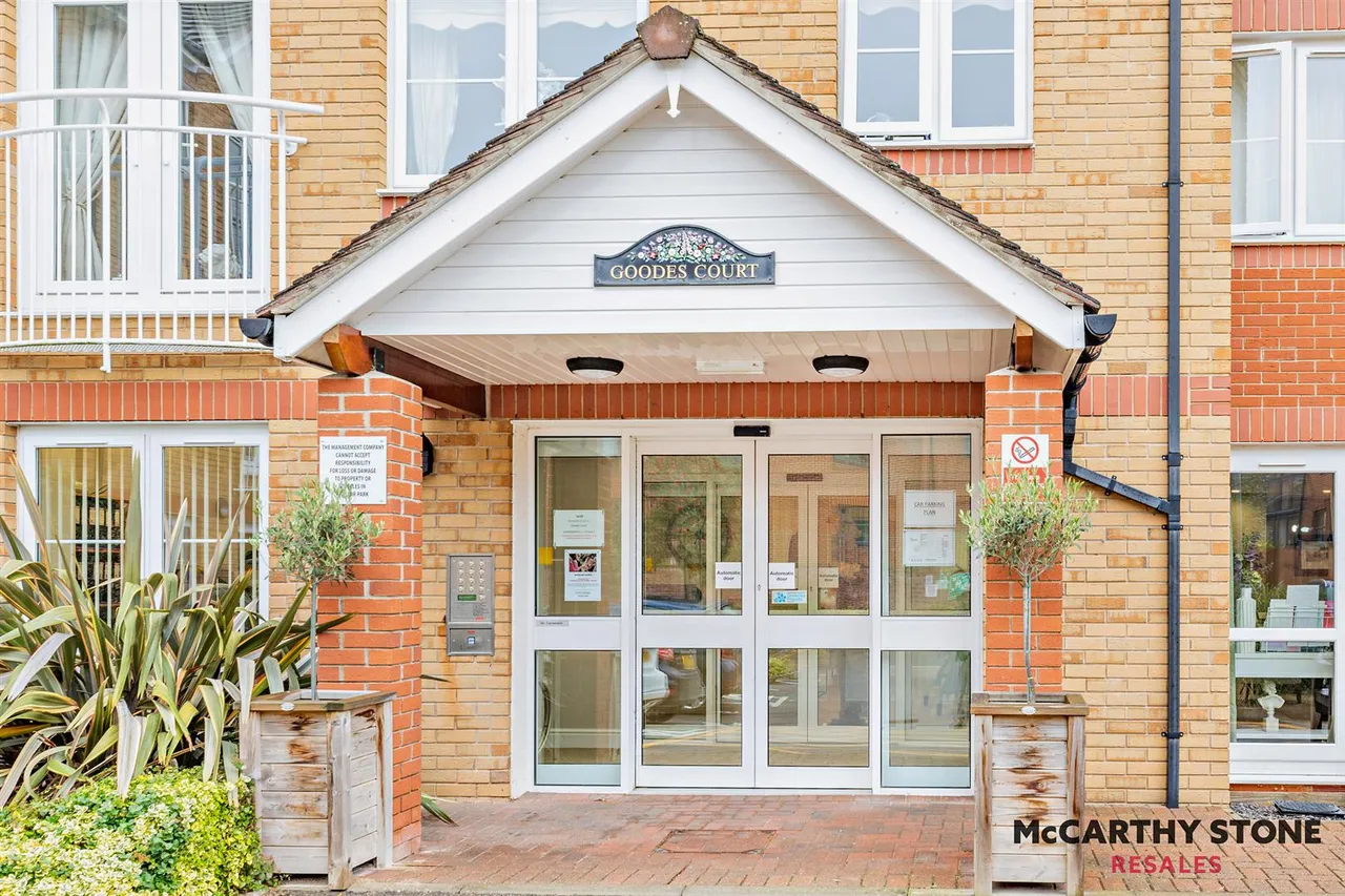 Goodes Court, Royston, SG8, photo 26