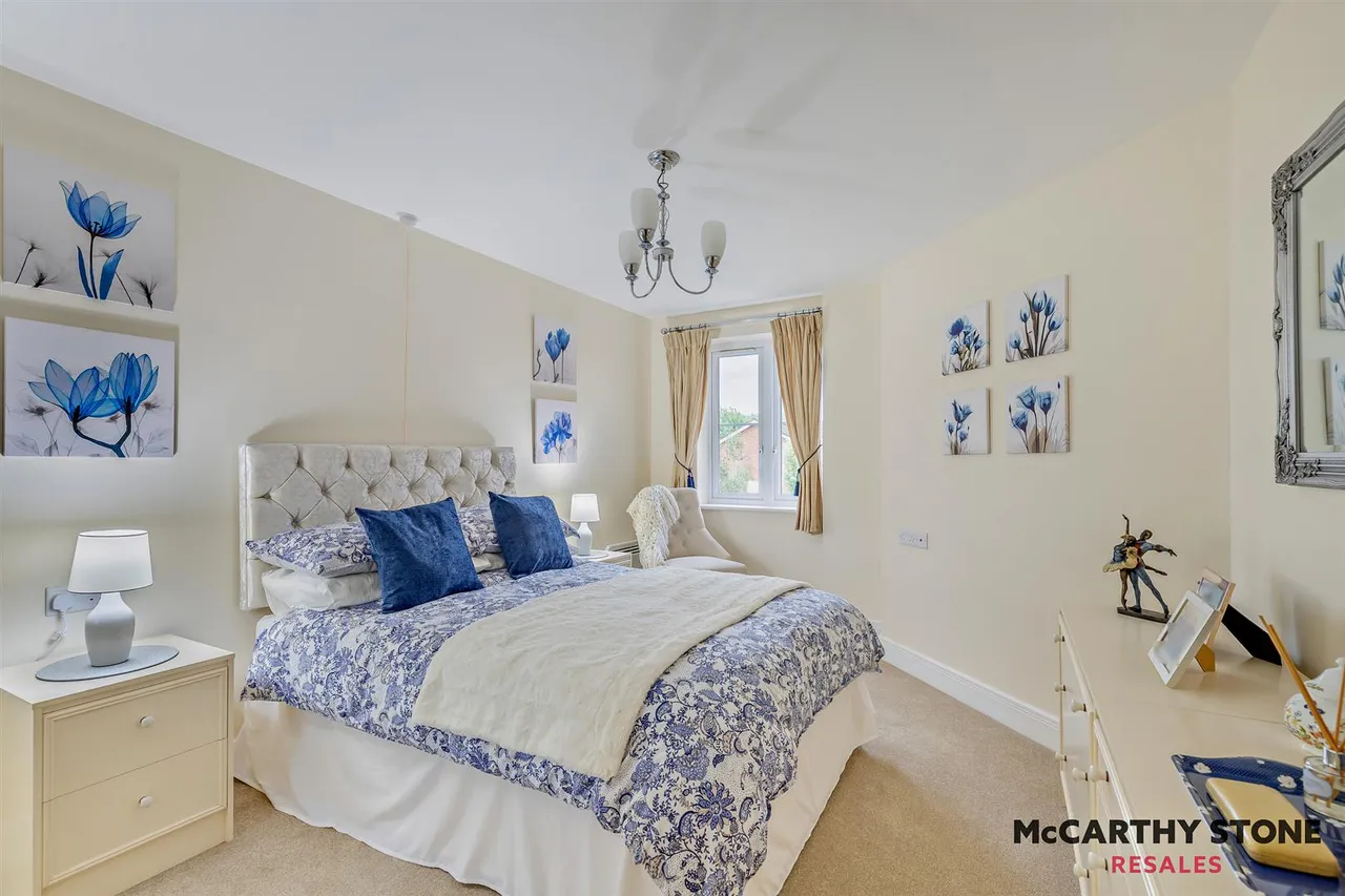 Goodes Court, Royston, SG8, photo 8