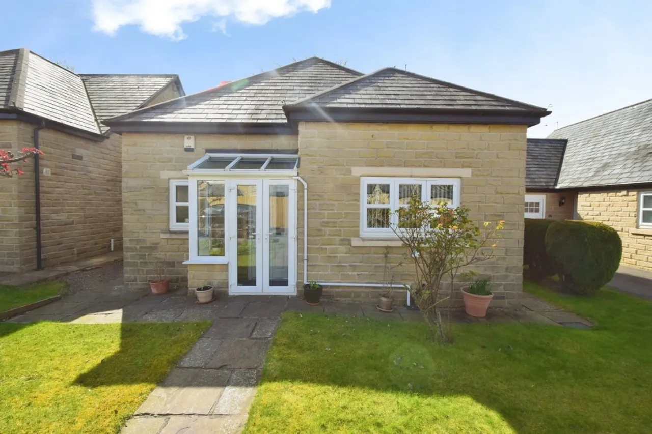 Nabwood, Bradford, West Yorkshire, photo 4