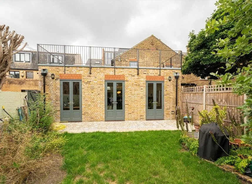 Uxbridge Road, Hampton, TW12, photo 8