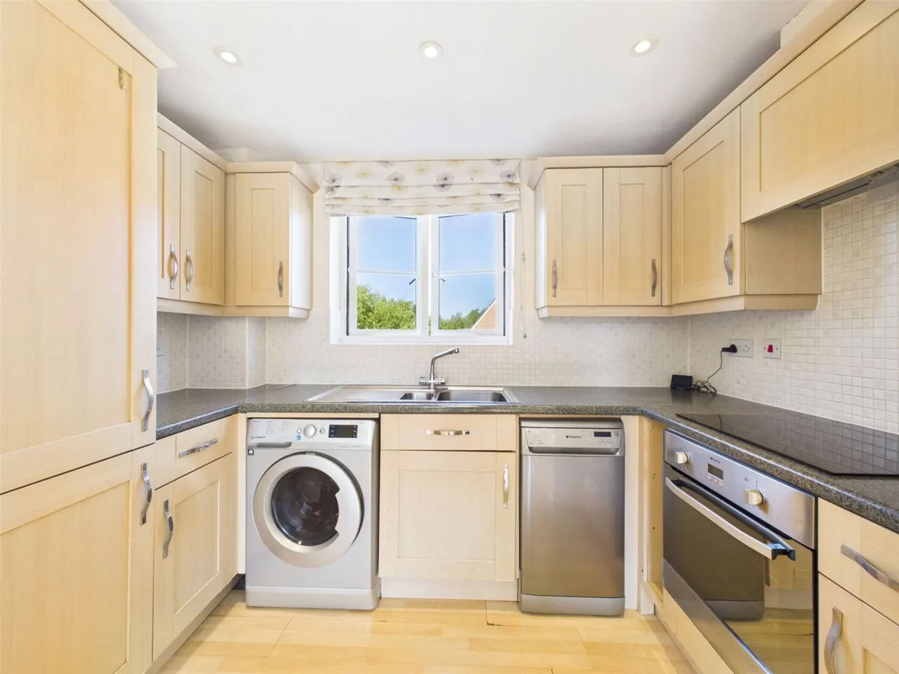 Northfield Road, Witney, OX28, photo 14