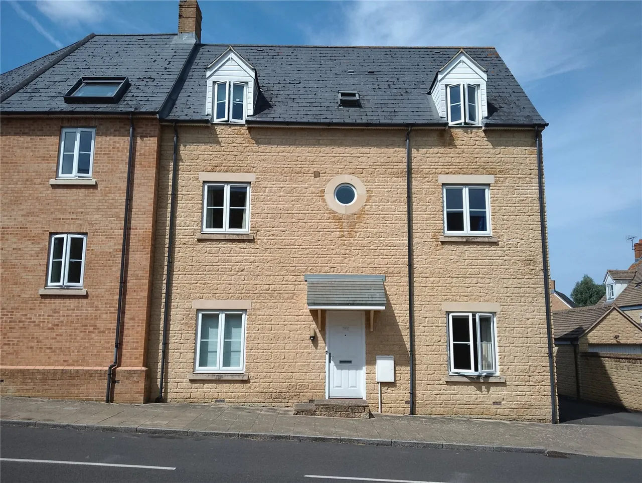 Northfield Road, Witney, OX28, photo 4