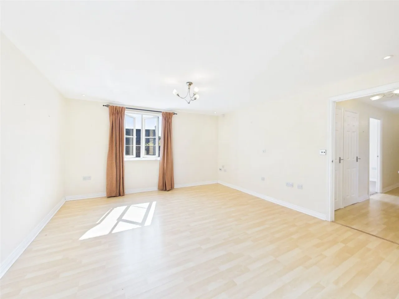 Northfield Road, Witney, OX28, photo 2