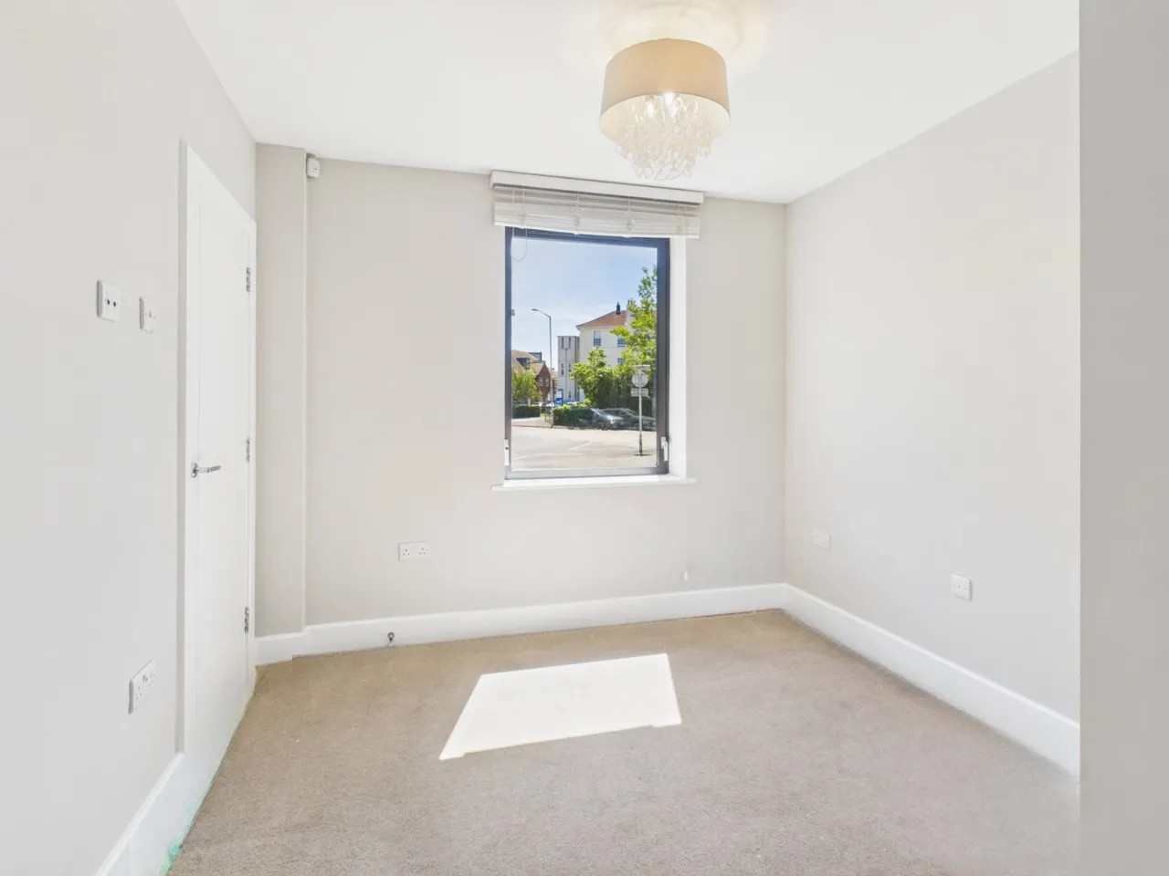 Saint Leonards Road, Berkshire, photo 7