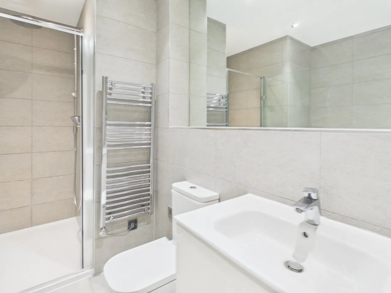 Saint Leonards Road, Berkshire, photo 11