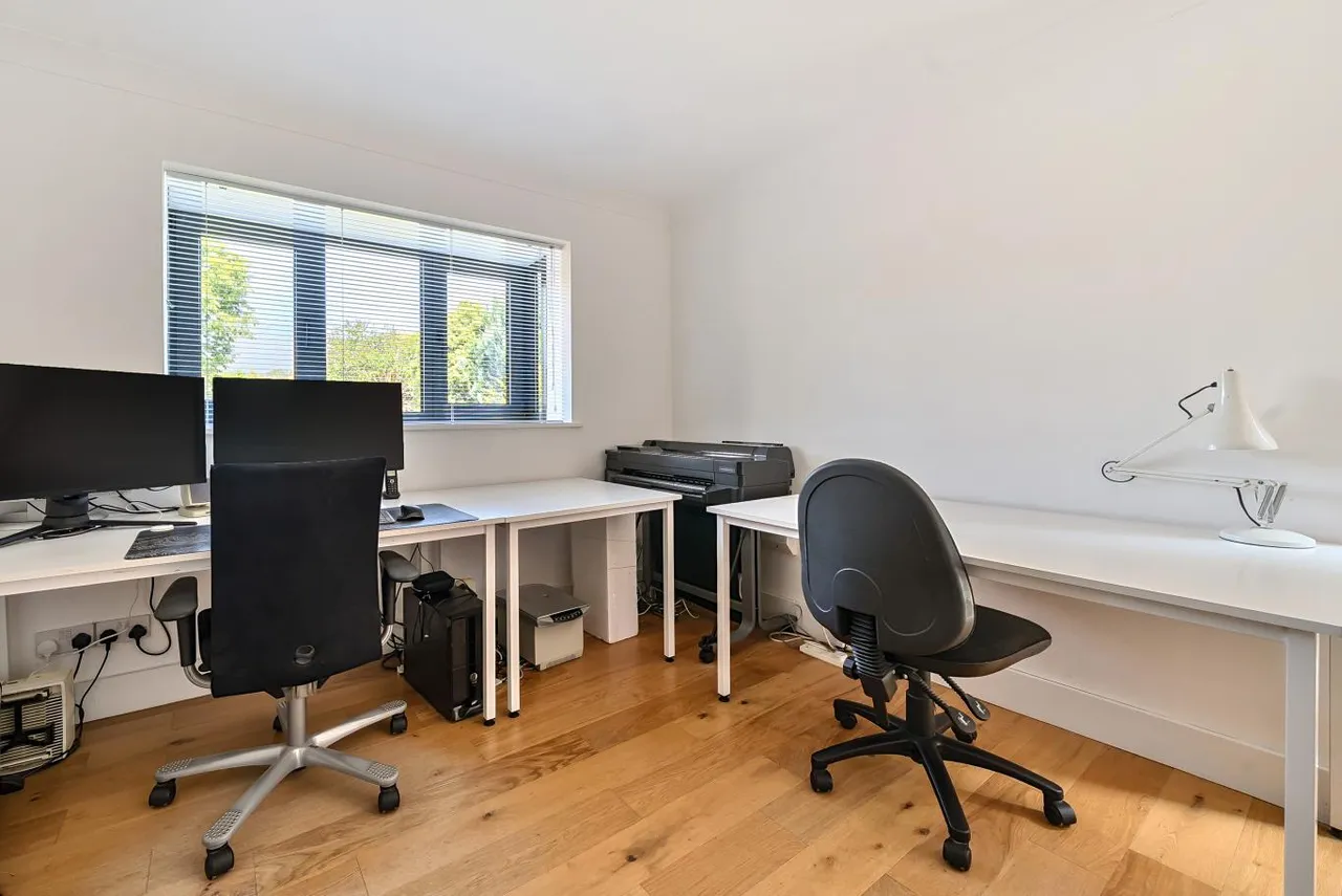 Throopside Avenue, BH9, photo 13